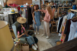Thrift Shopping 101: Finding the Best Vintage Pieces